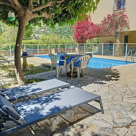 A Aiguebelle Avec Piscine Privee Et Climatisation, Pres De La - Fr-1-308-190